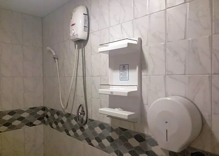Hotel The 9